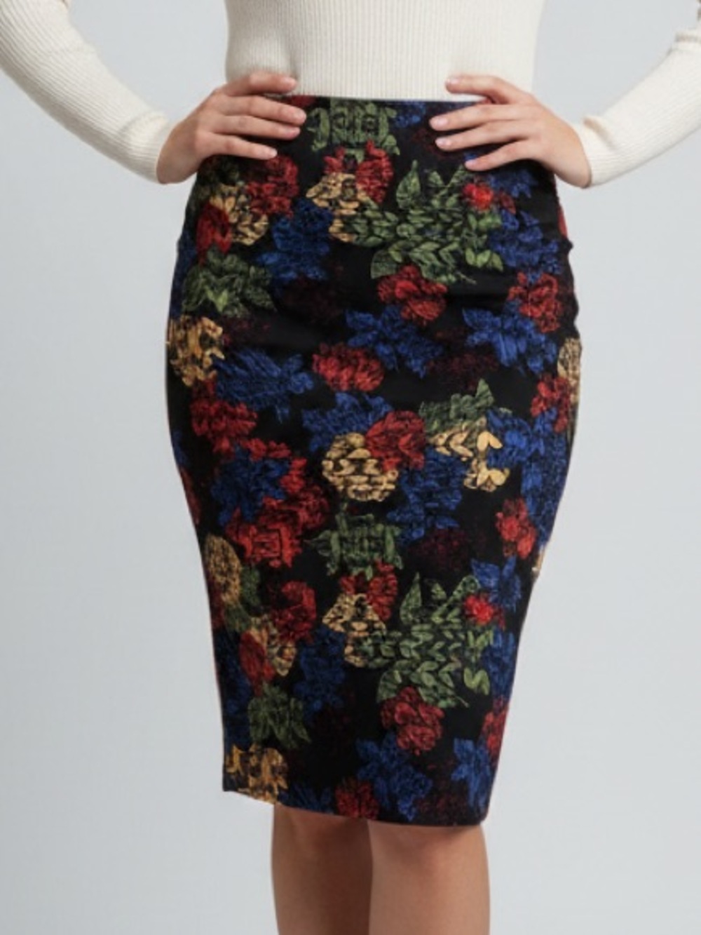 LuLaRoe Cassie Pencil Skirt • Vintage • Black Background • Multi Floral
